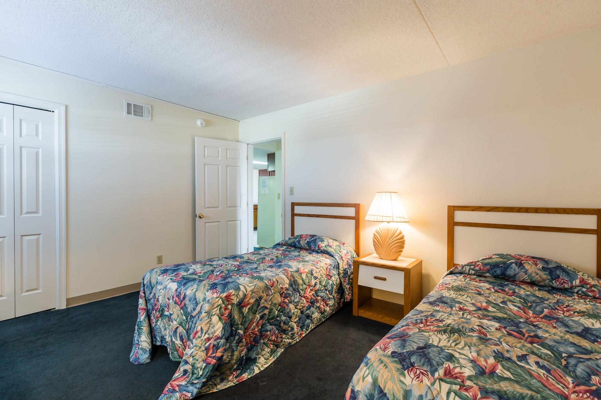 Ocean Towers Resort Atlantic Beach Екстер'єр фото