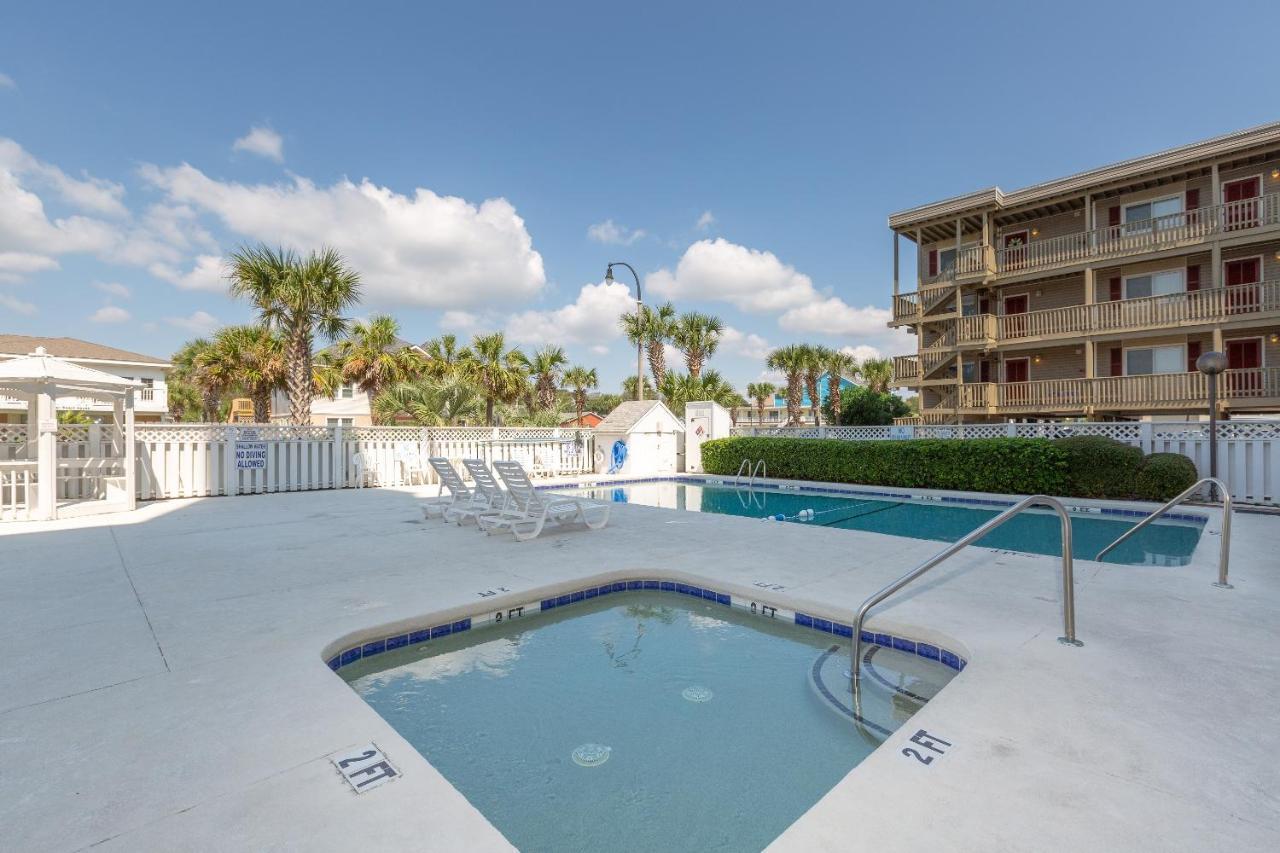 Ocean Towers Resort Atlantic Beach Екстер'єр фото