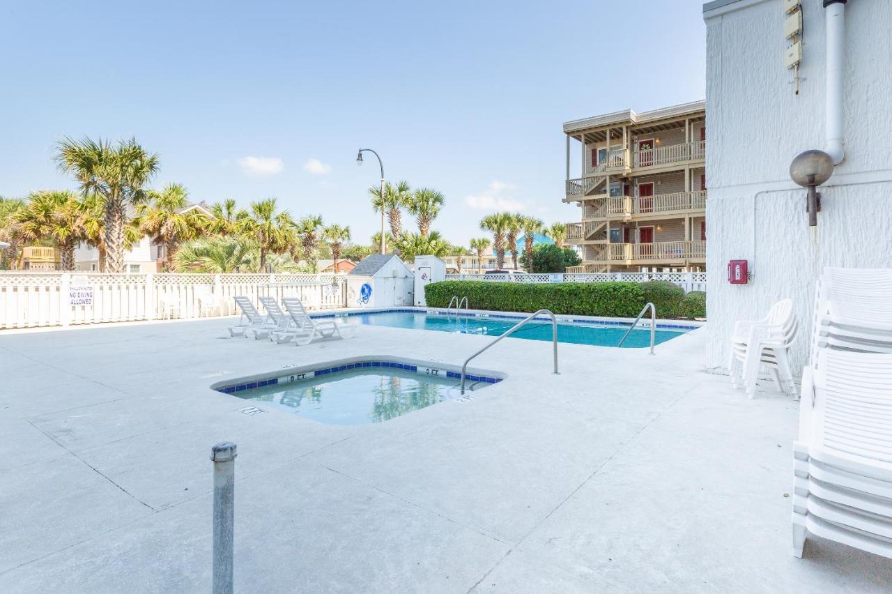 Ocean Towers Resort Atlantic Beach Екстер'єр фото